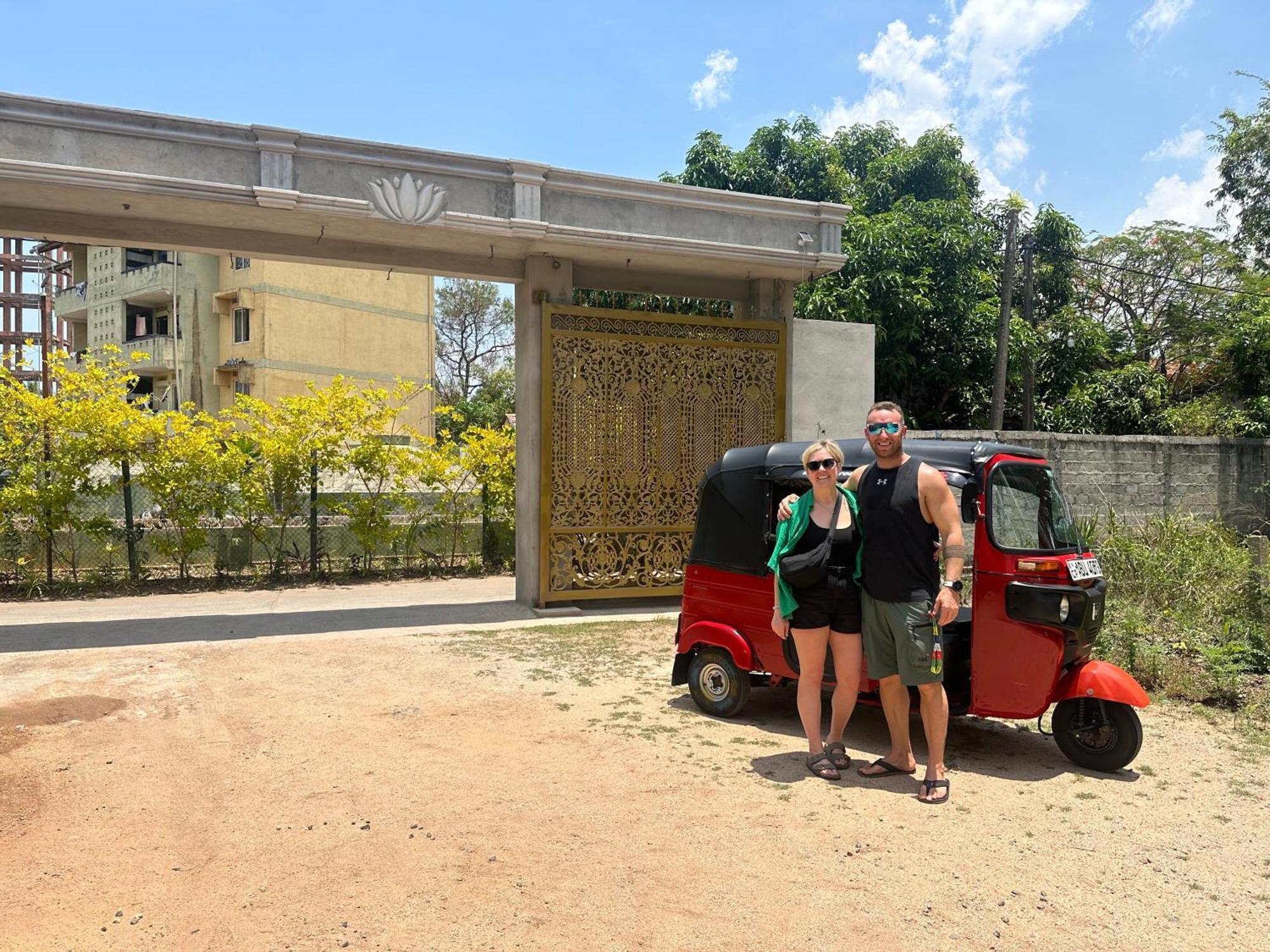 St Claire'S Green Negombo Hotel & Hostels Экстерьер фото